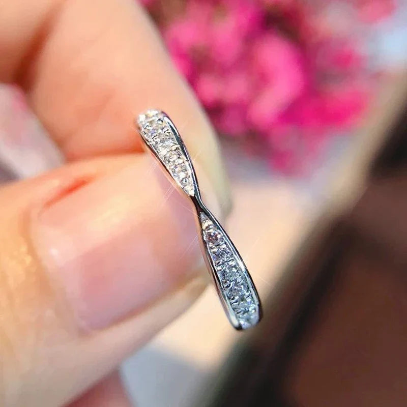 Anillo Mora