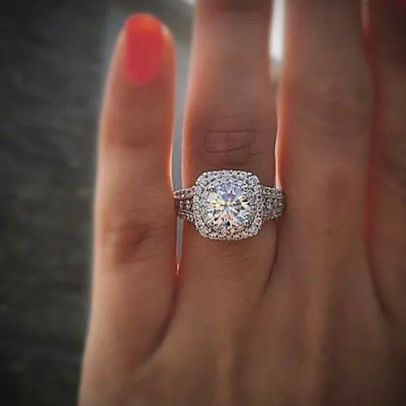 Anillo Renata